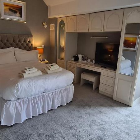 Sunnycroft Private Hotel 랜디드노 외부 사진